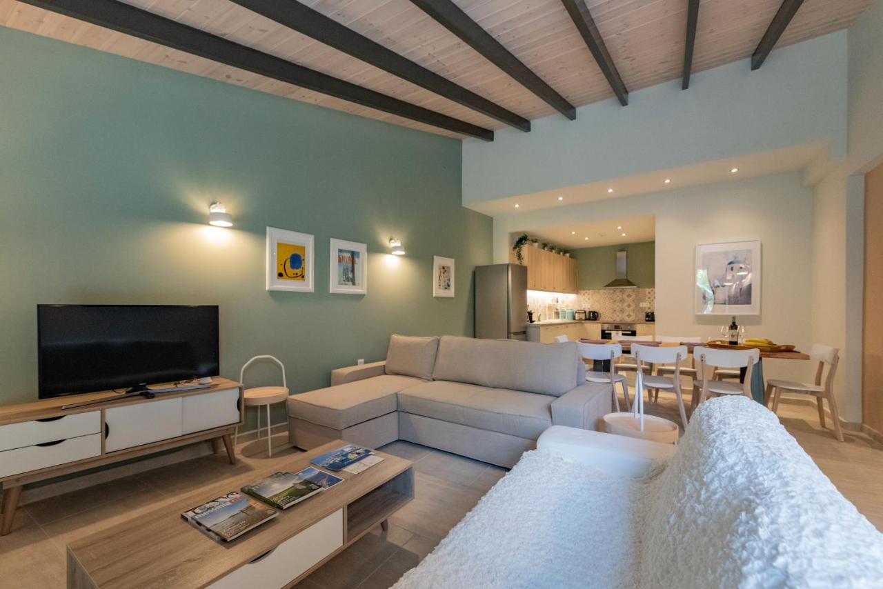 Linas Home - Kalamata Mediterranean Villas Exteriér fotografie